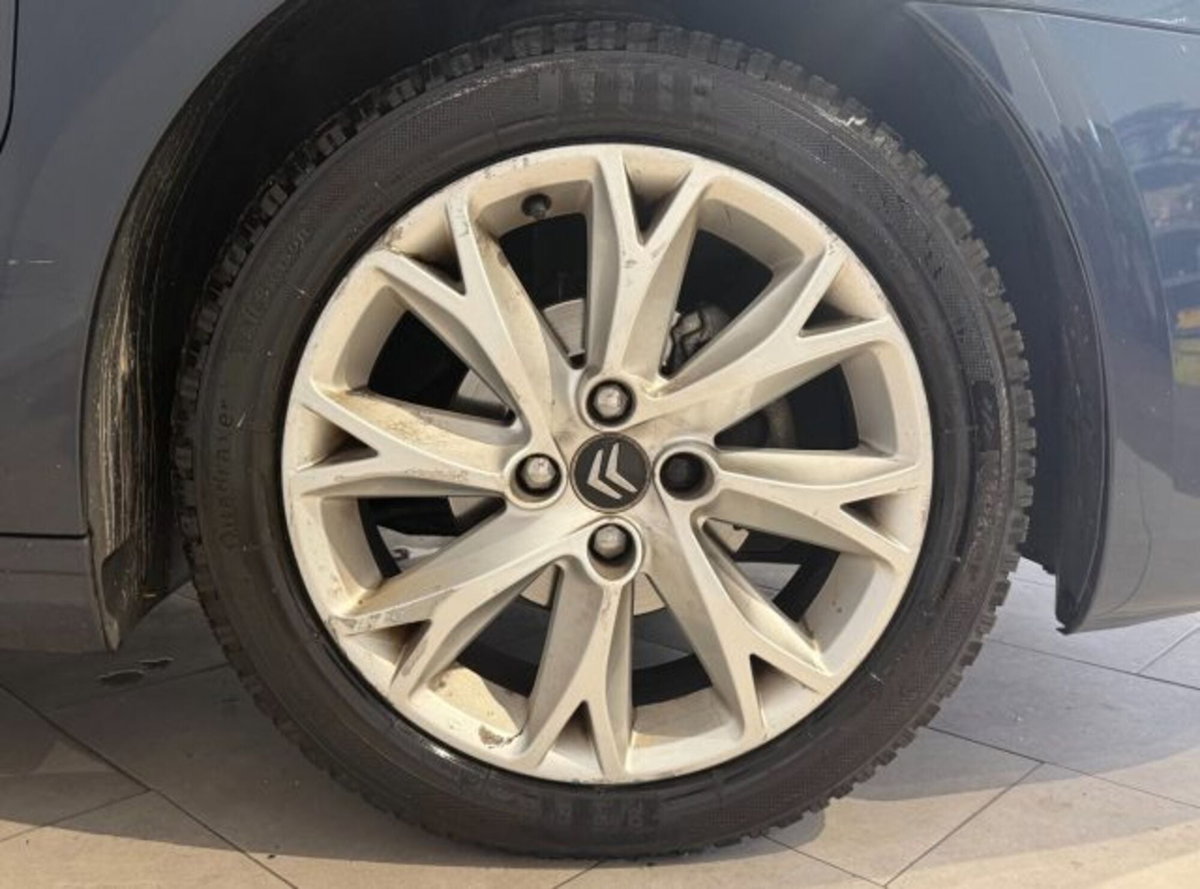 Citroen C4 1.6 16V VTi 120CV VTR (8)
