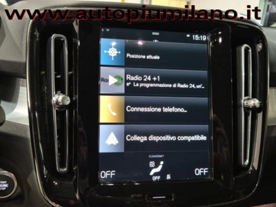 Volvo XC40 T3 Geartronic Momentum Pro (14)