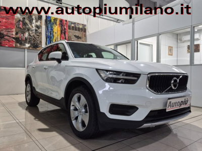 Volvo XC40 T3 Geartronic Momentum Pro (3)