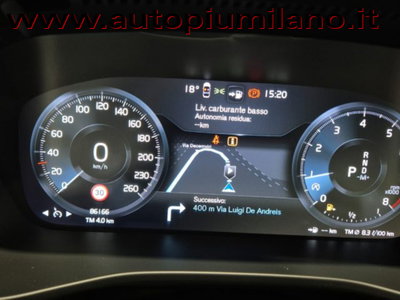 Volvo XC40 T3 Geartronic Momentum Pro (9)