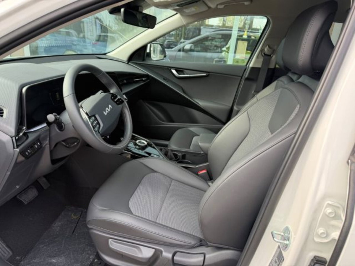 Kia Niro 1.6 GDi DCT HEV Style (11)