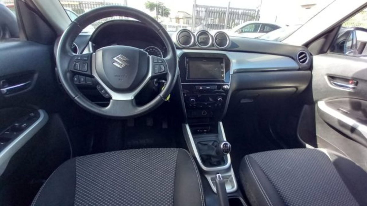 Suzuki Vitara 1.6 VVT V-Cool (10)