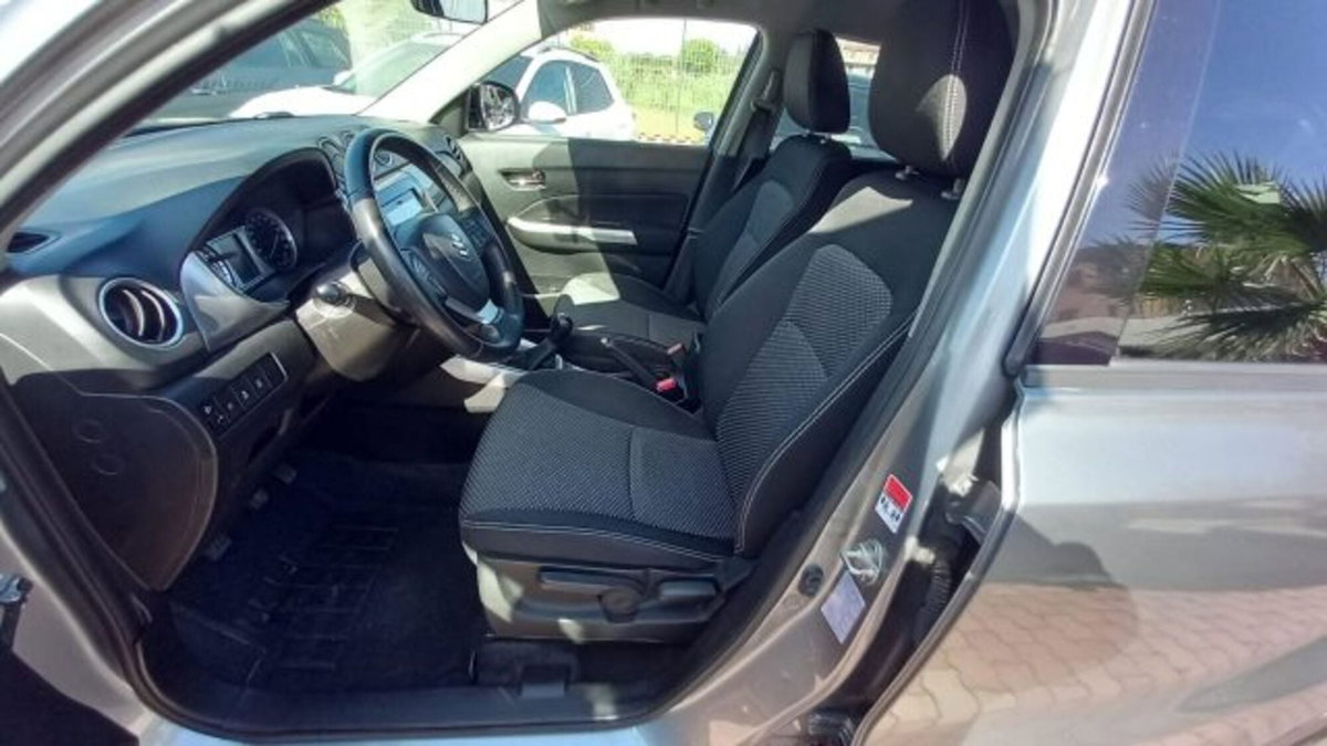 Suzuki Vitara 1.6 VVT V-Cool (9)