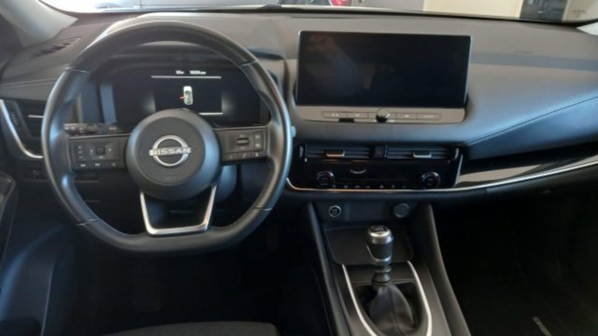 Nissan Qashqai 1.3 mhev N-Connecta 2wd 140cv (10)