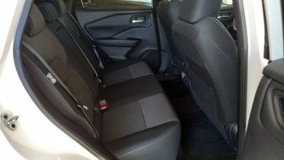 Nissan Qashqai 1.3 mhev N-Connecta 2wd 140cv (12)