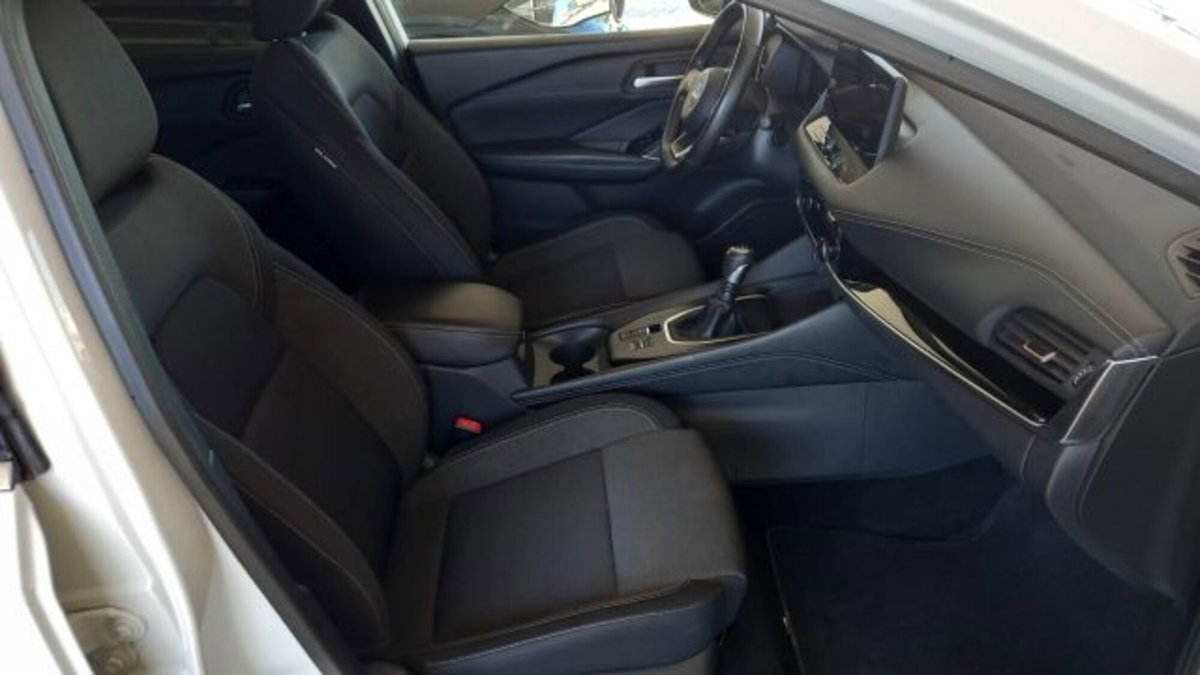 Nissan Qashqai 1.3 mhev N-Connecta 2wd 140cv (13)
