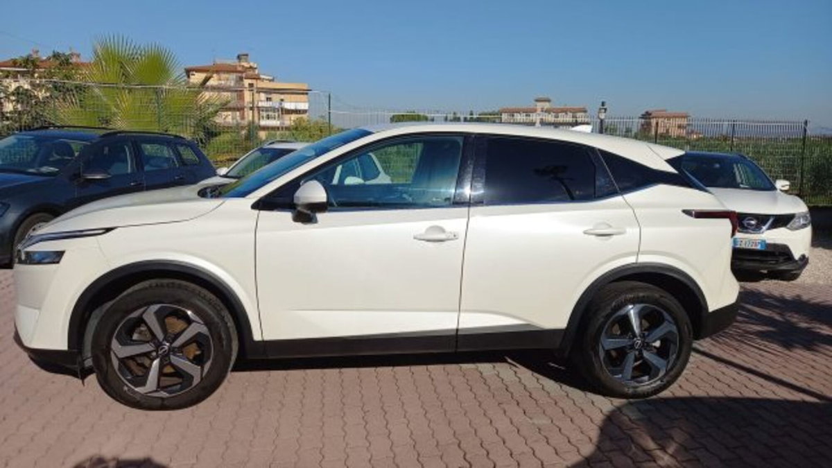 Nissan Qashqai 1.3 mhev N-Connecta 2wd 140cv (4)
