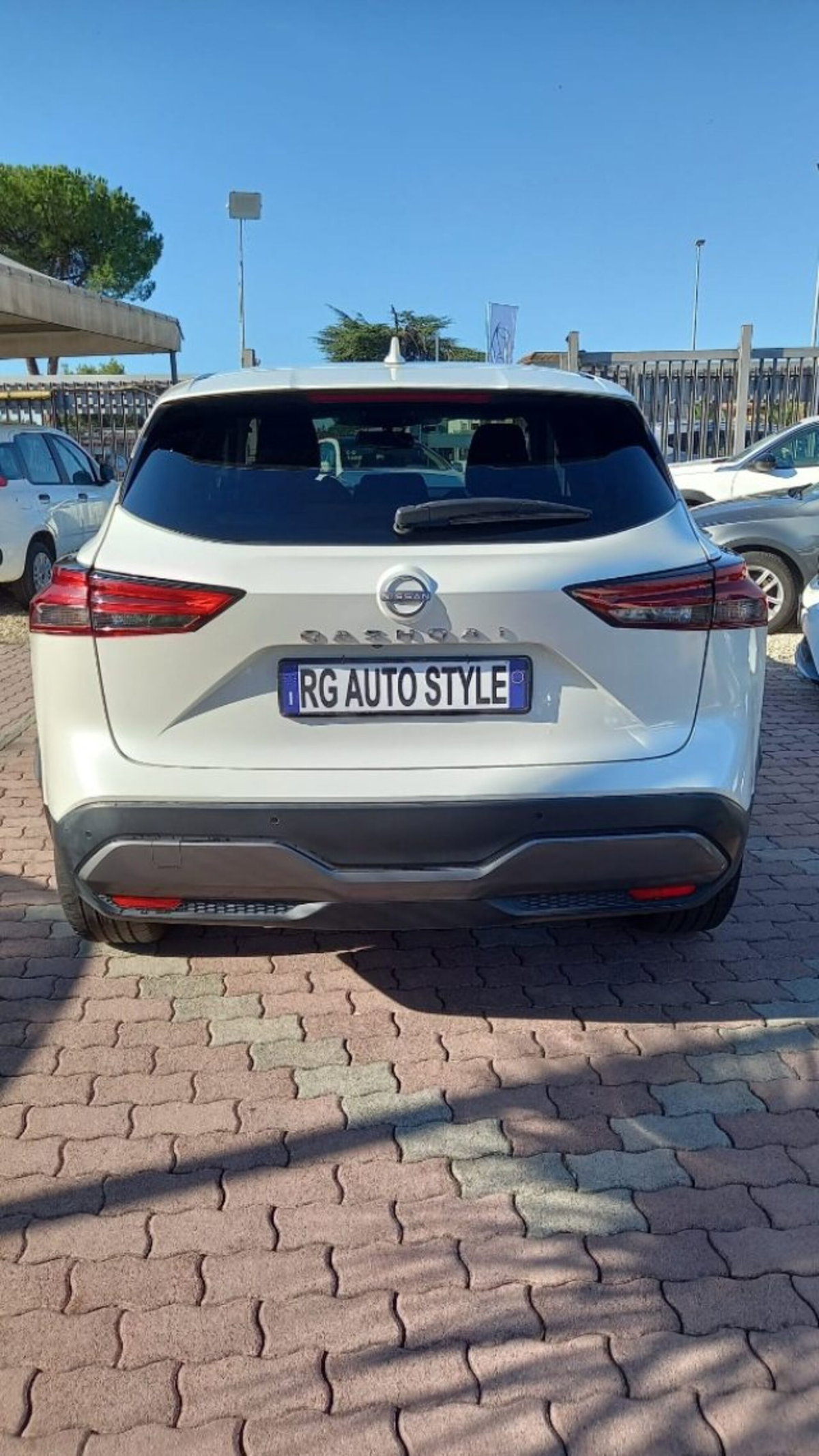 Nissan Qashqai 1.3 mhev N-Connecta 2wd 140cv (6)