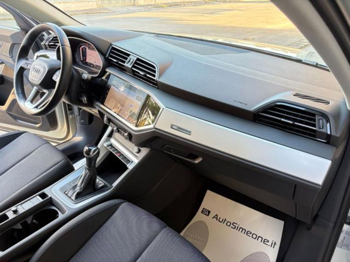 Audi Q3 Sportback 35 TDI quattro S tronic Business Plus (14)