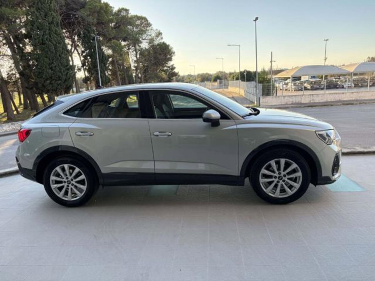 Audi Q3 Sportback 35 TDI quattro S tronic Business Plus (4)