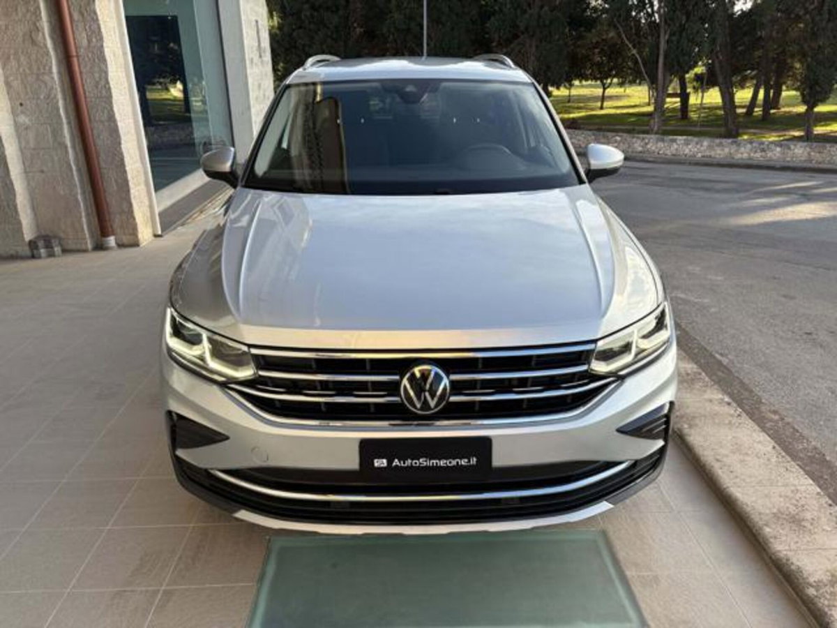 Volkswagen Tiguan 2.0 TDI 150 CV SCR DSG 4MOTION Elegance (2)