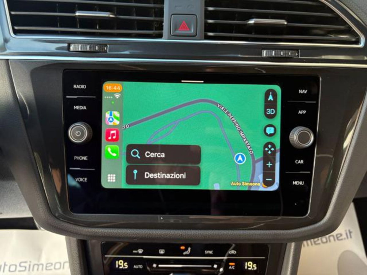Volkswagen Tiguan 2.0 TDI 150 CV SCR DSG 4MOTION R-Line (20)