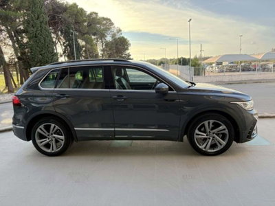 Volkswagen Tiguan 2.0 TDI 150 CV SCR DSG 4MOTION R-Line (4)