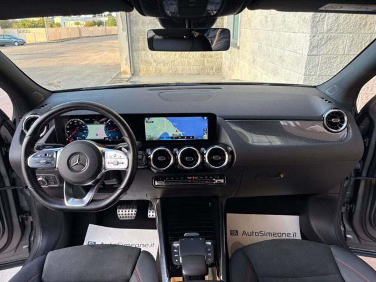 Mercedes-Benz GLA SUV 200 d Automatic 4Matic Premium (11)