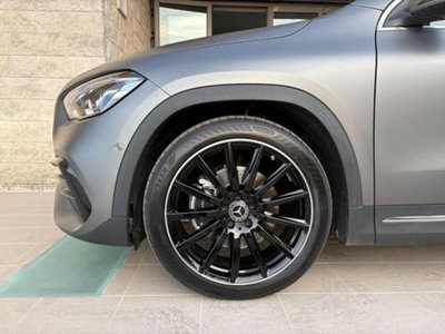Mercedes-Benz GLA SUV 200 d Automatic 4Matic Premium (15)
