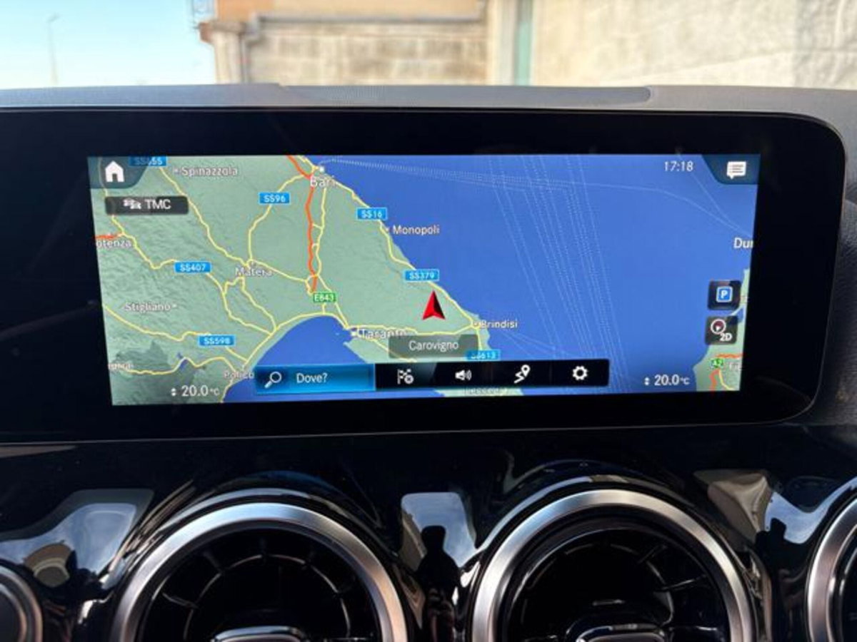 Mercedes-Benz GLA SUV 200 d Automatic 4Matic Premium (17)