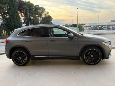 Mercedes-Benz GLA SUV 200 d Automatic 4Matic Premium (4)