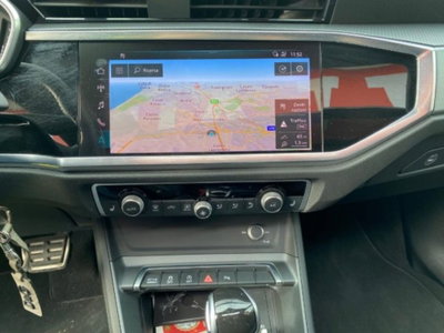 Audi Q3 Sportback 35 TDI quattro S tronic S line edition (12)