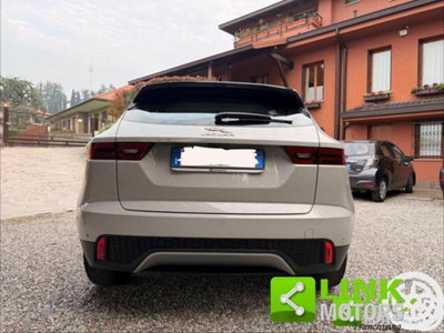 Jaguar E-Pace 2.0D 150 CV R-Dynamic (6)