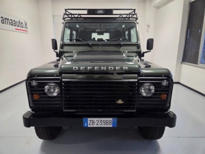 Land Rover Defender 110 2.4 TD4 Station Wagon E (2)