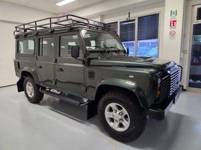Land Rover Defender 110 2.4 TD4 Station Wagon E (3)