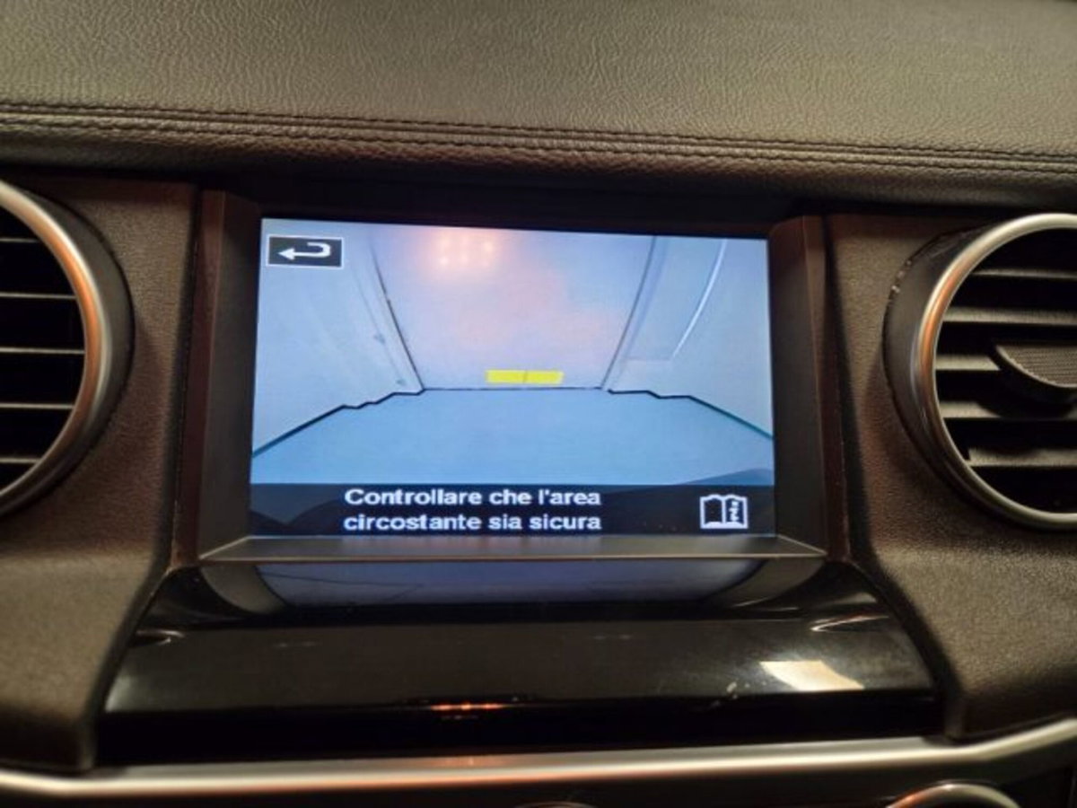 Land Rover Discovery 4 3.0 TDV6 211CV HSE (17)