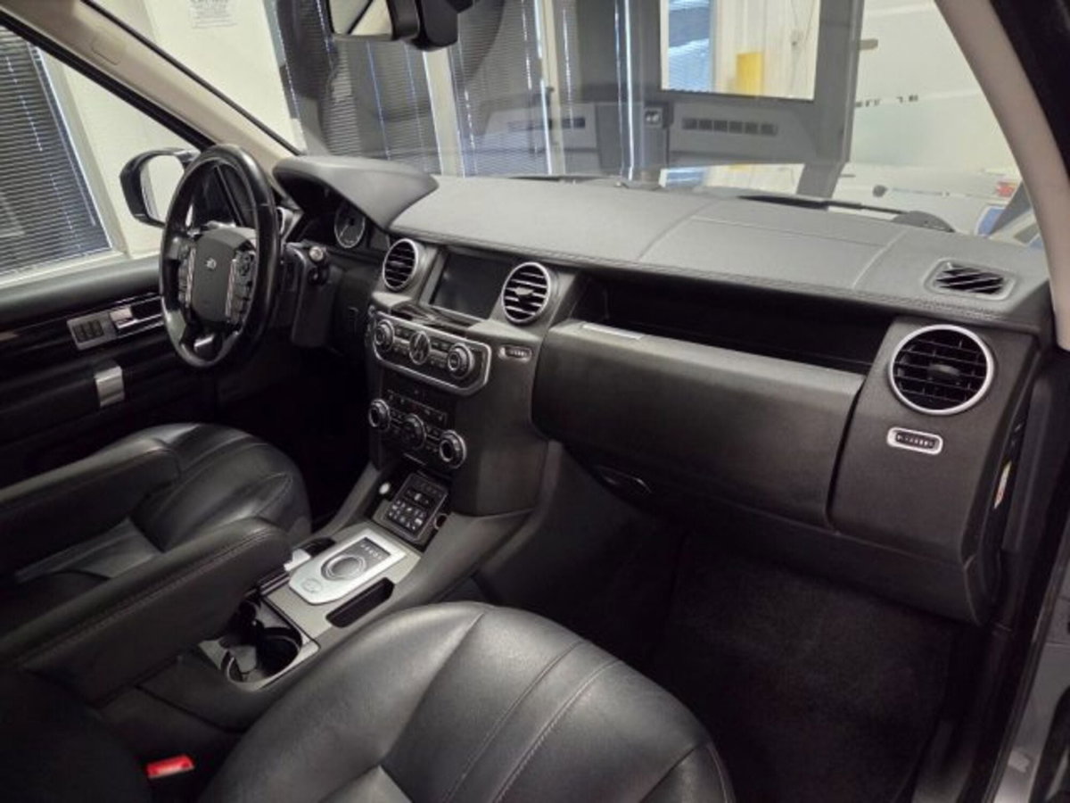 Land Rover Discovery 4 3.0 TDV6 211CV HSE (9)