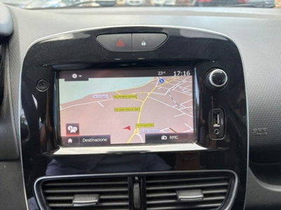 Renault Clio dCi 8V 90 CV 5 porte Moschino Intens (11)