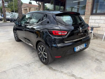 Renault Clio dCi 8V 90 CV 5 porte Moschino Intens (6)