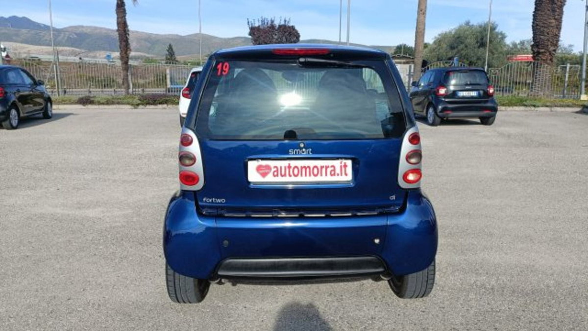 smart Fortwo 800 coupé passion cdi (6)