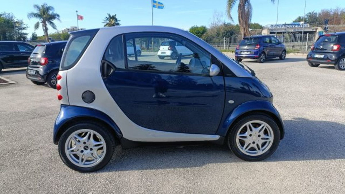 smart Fortwo 800 coupé passion cdi (8)