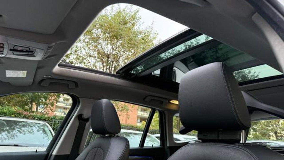 BMW X1 sDrive 18d xLine (13)