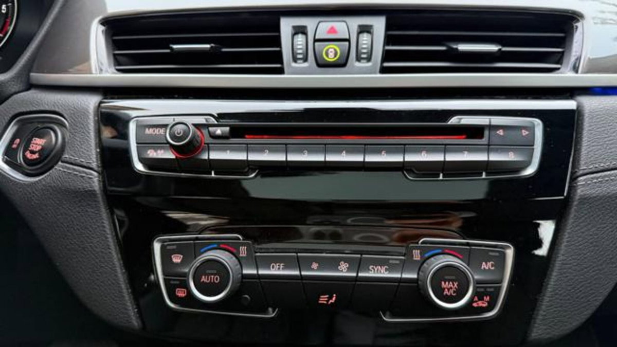 BMW X1 sDrive 18d xLine (8)