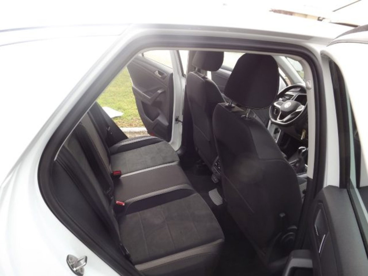 Volkswagen T-Roc 1.0 TSI Style (16)