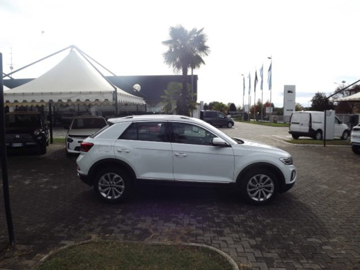 Volkswagen T-Roc 1.0 TSI Style (4)