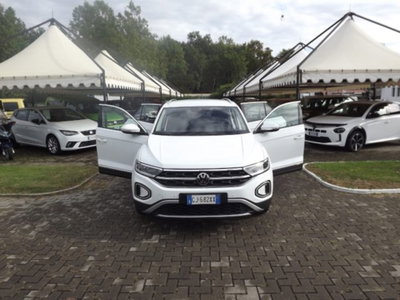 Volkswagen T-Roc 1.0 TSI Style (8)