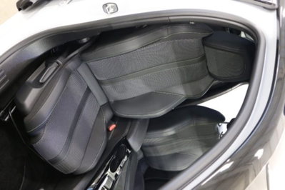 Peugeot 2008 PureTech 130 S&S GT (11)