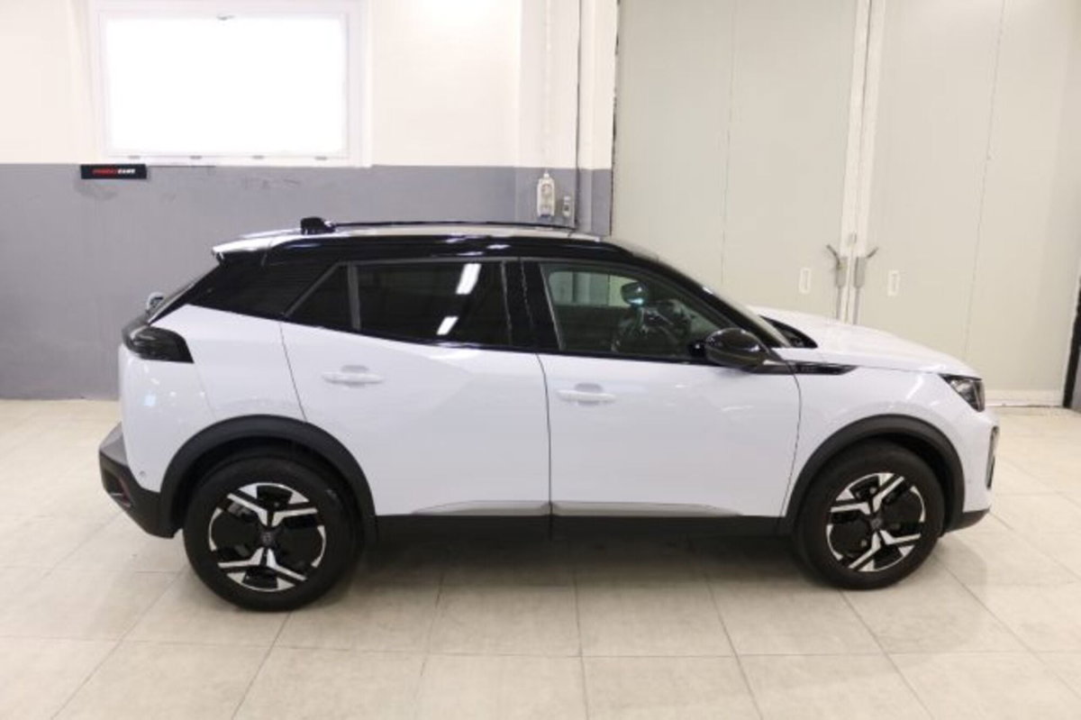 Peugeot 2008 PureTech 130 S&S GT (7)