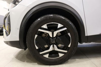 Peugeot 2008 PureTech 130 S&S GT (8)