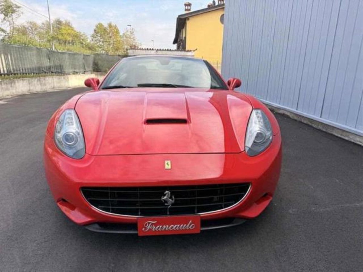 Ferrari California Spider California DCT (2)