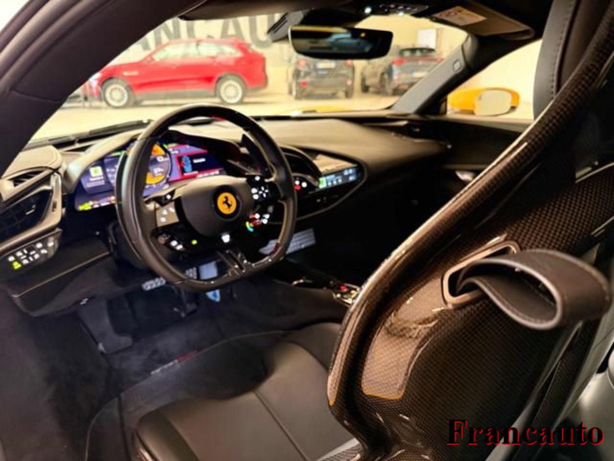 Ferrari SF90 Coupé SF90 Stradale (11)