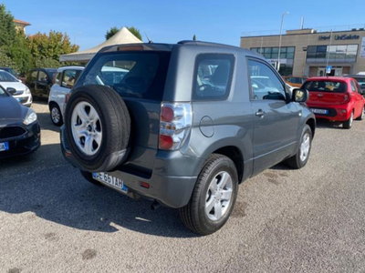 Suzuki Grand Vitara 1.9 DDiS 3 porte (3)