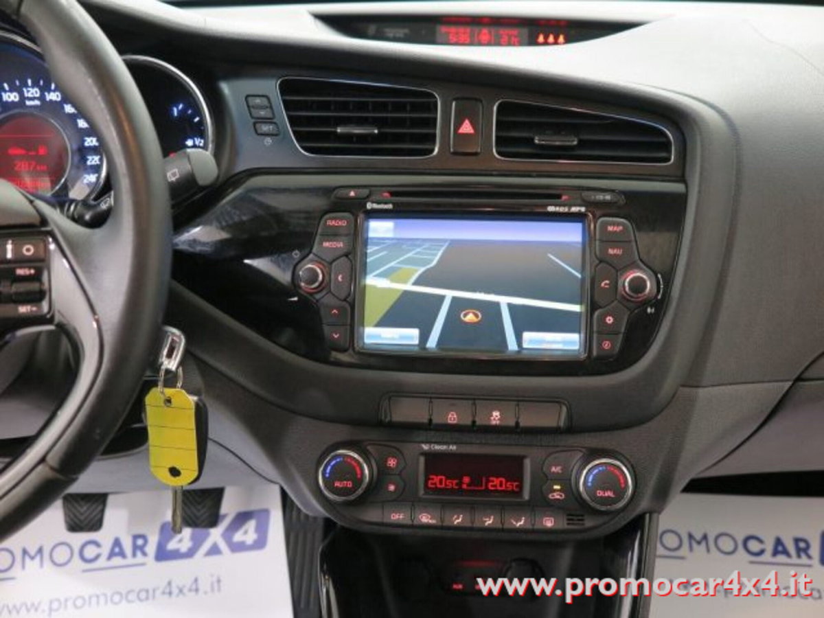 Kia cee'd 1.6 CRDi 110 CV 5 porte high tech (14)