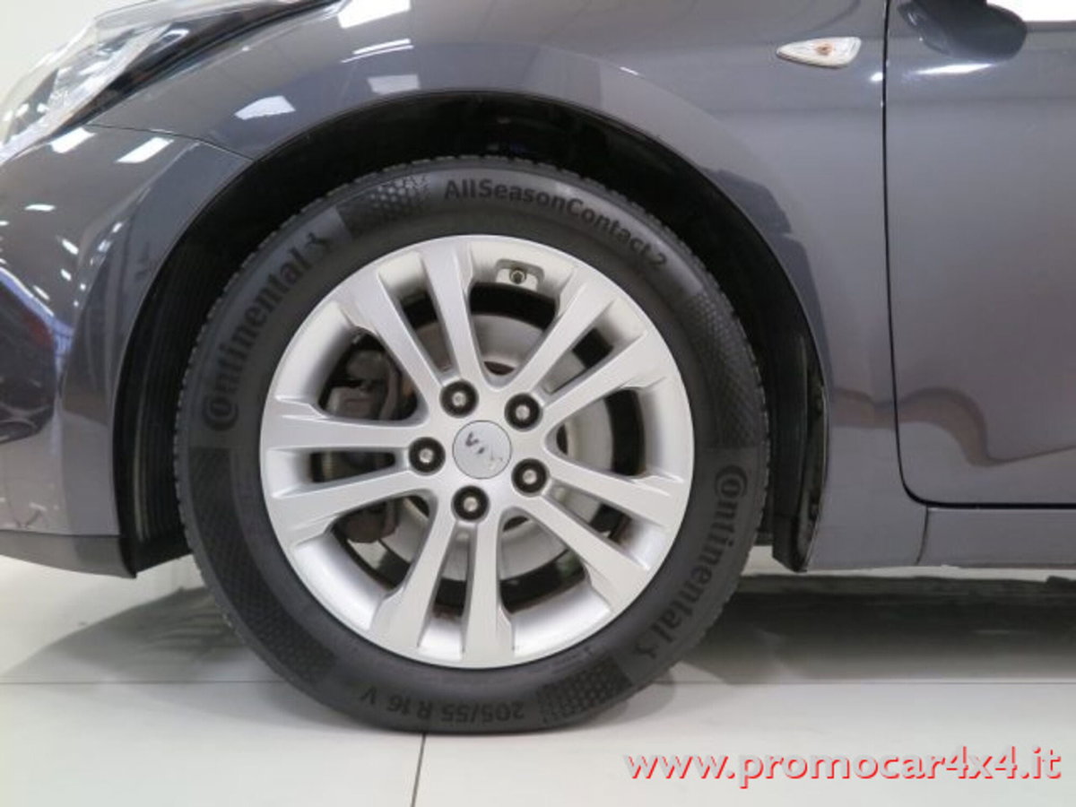Kia cee'd 1.6 CRDi 110 CV 5 porte high tech (8)