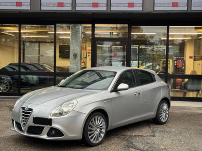 Alfa Romeo Giulietta 1.6 JTDm-2 Distinctive (2)