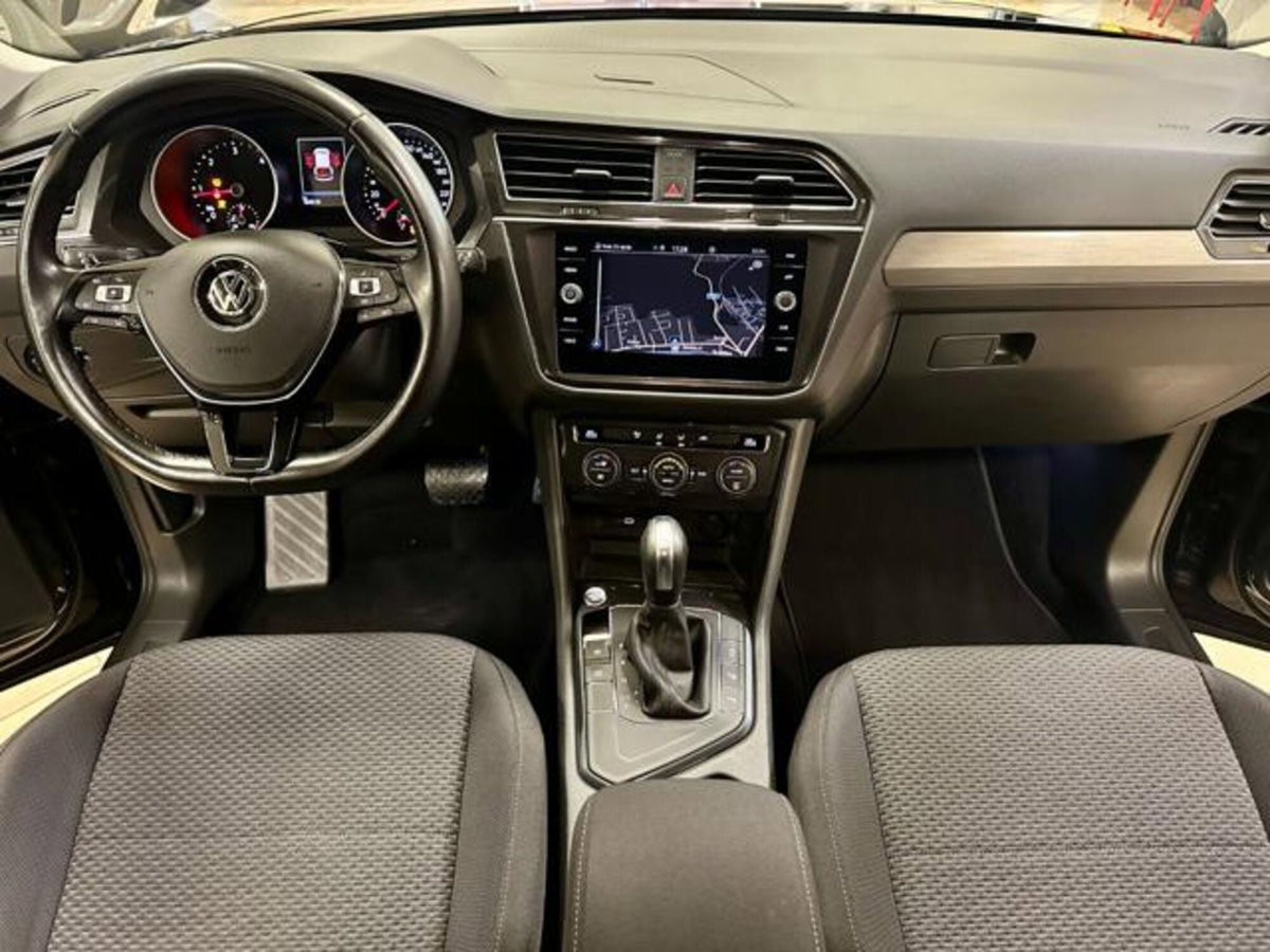 Volkswagen Tiguan Allspace 2.0 tdi R-Line 150cv dsg (10)