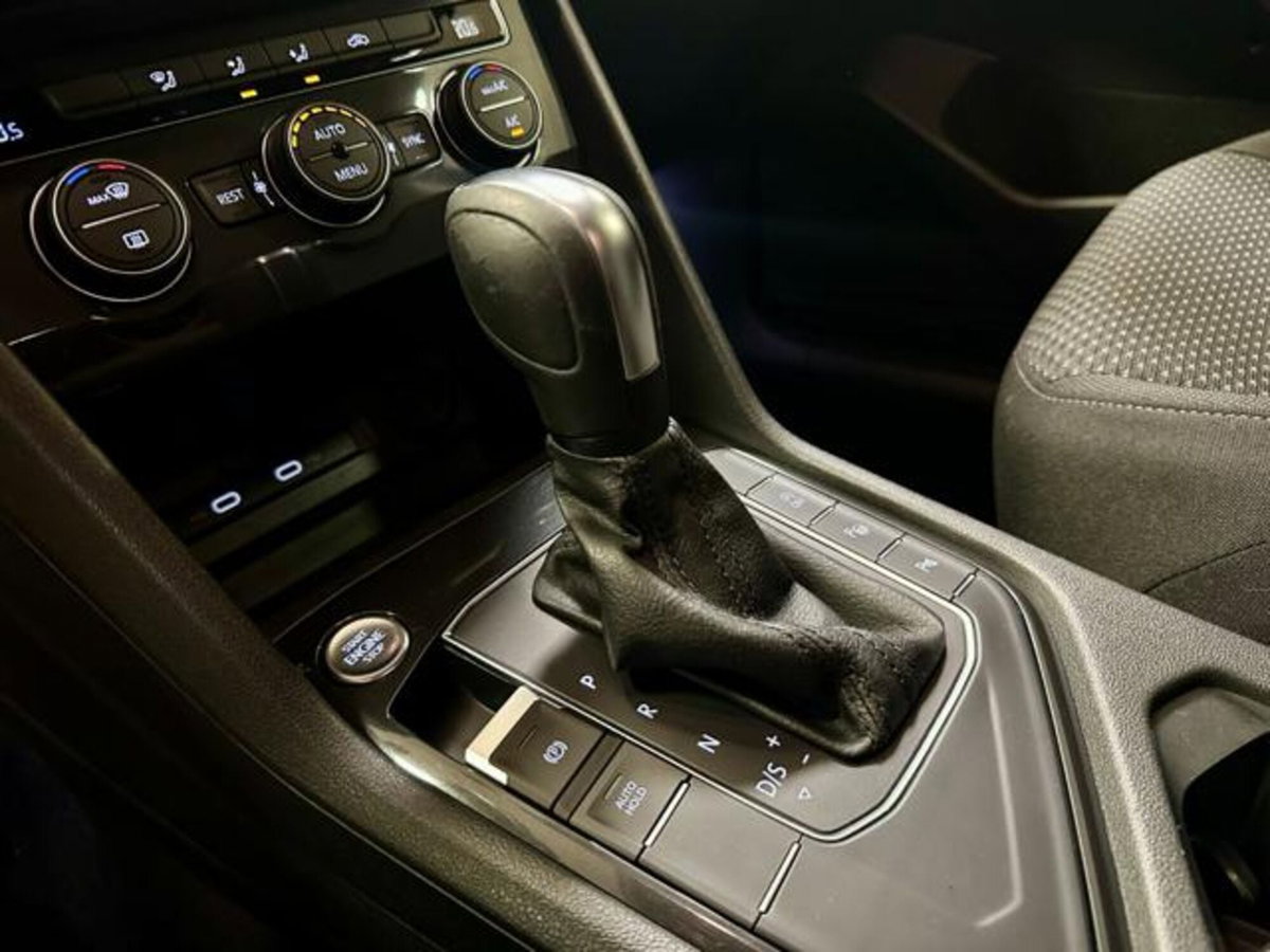 Volkswagen Tiguan Allspace 2.0 tdi R-Line 150cv dsg (12)