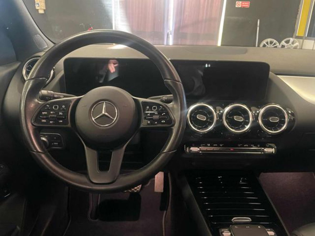 Mercedes-Benz GLA SUV 250 Premium (14)