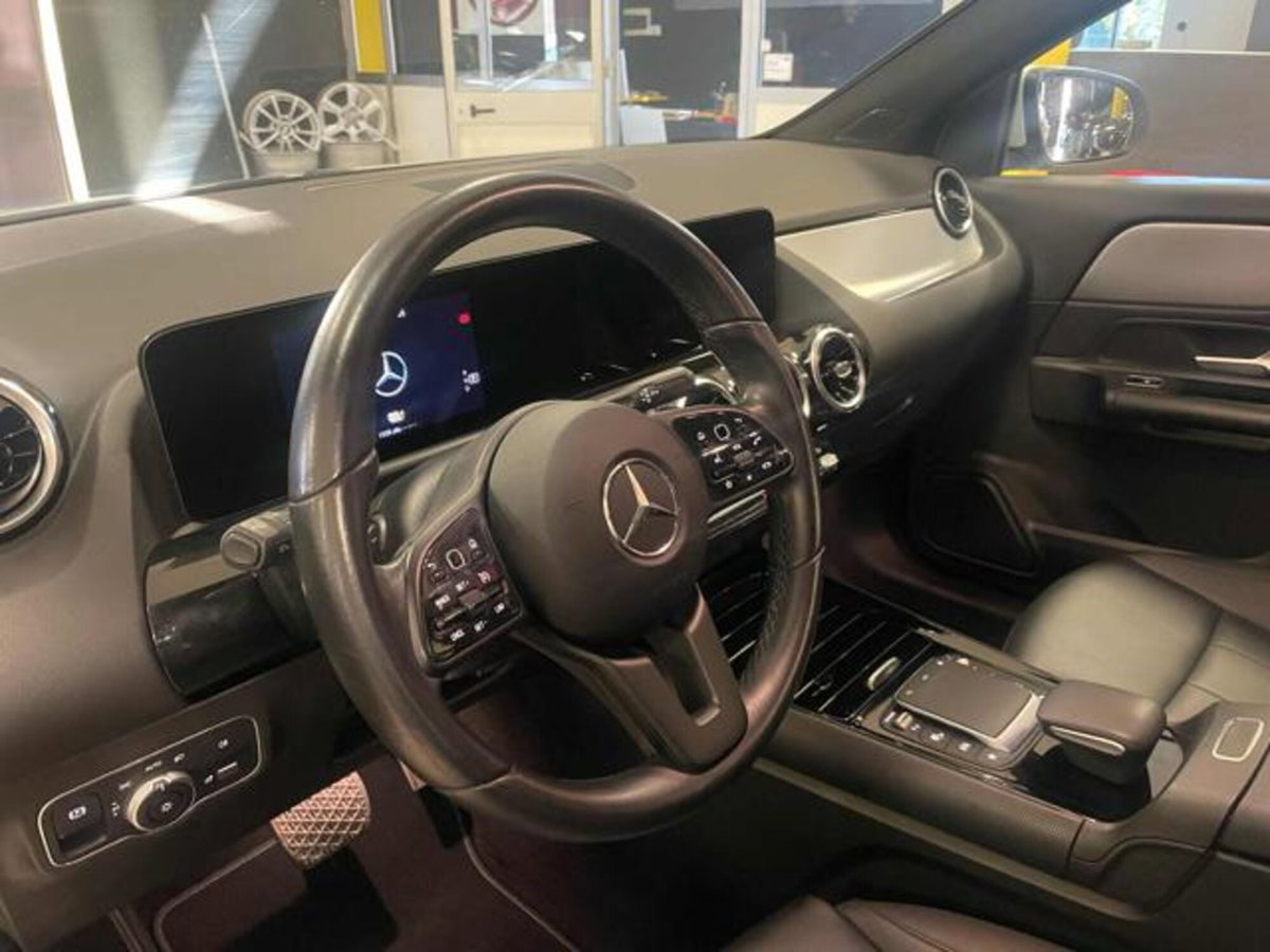 Mercedes-Benz GLA SUV 250 Premium (7)