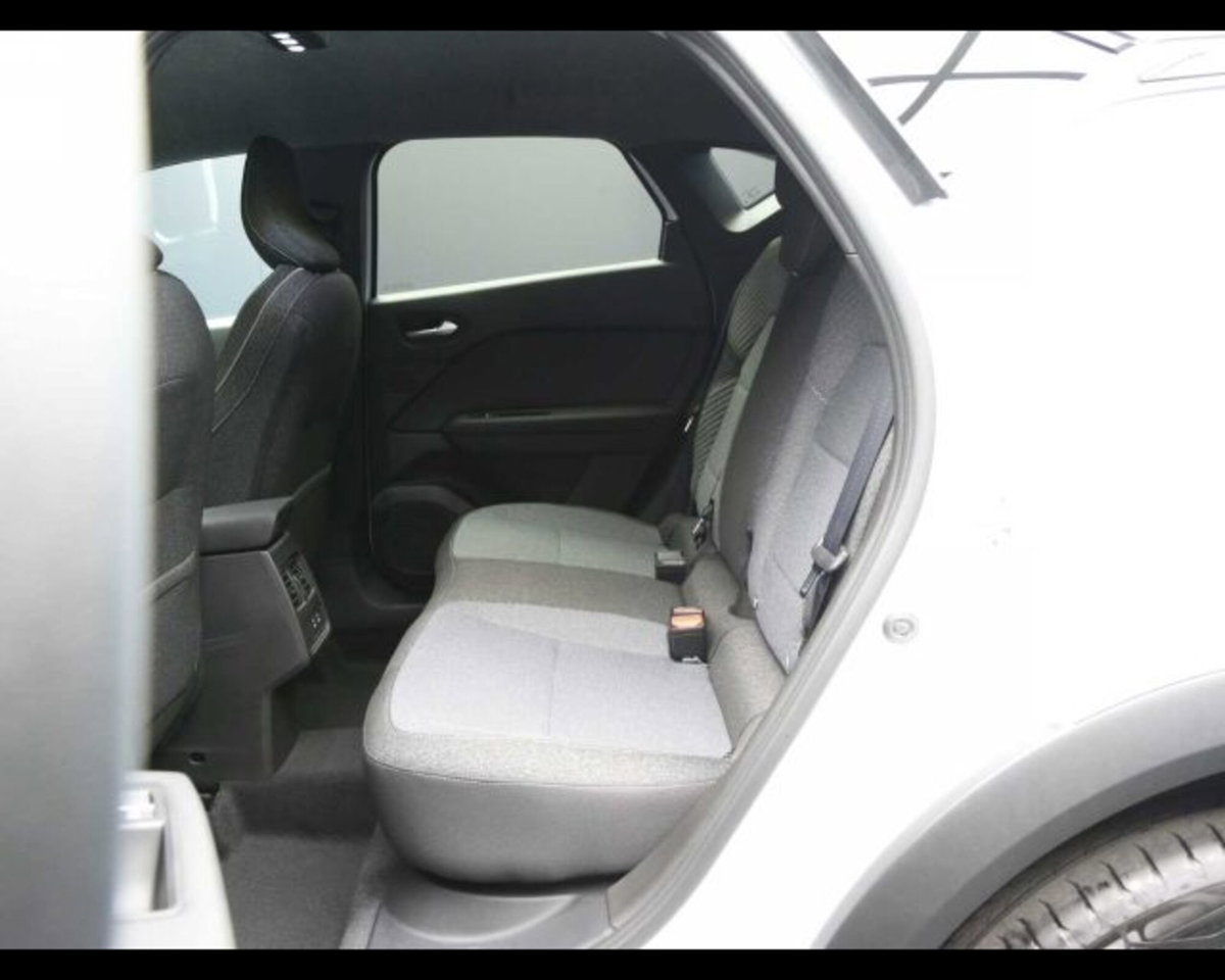 Renault Captur 1.2 eco-g Techno 120cv (11)